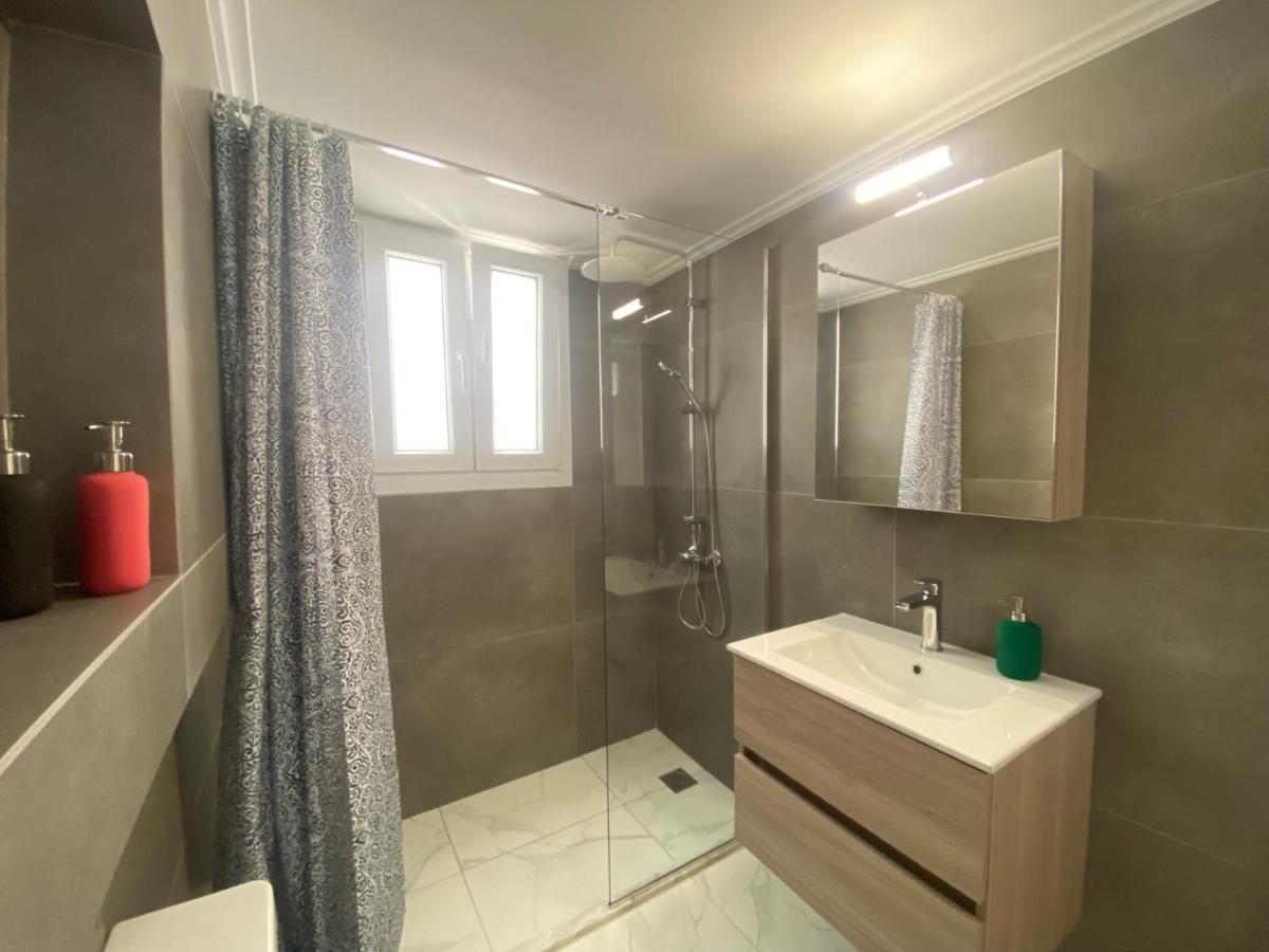 Faliro Comfort Apartment 10 Mins Walking To The Beach เอเธนส์ ภายนอก รูปภาพ