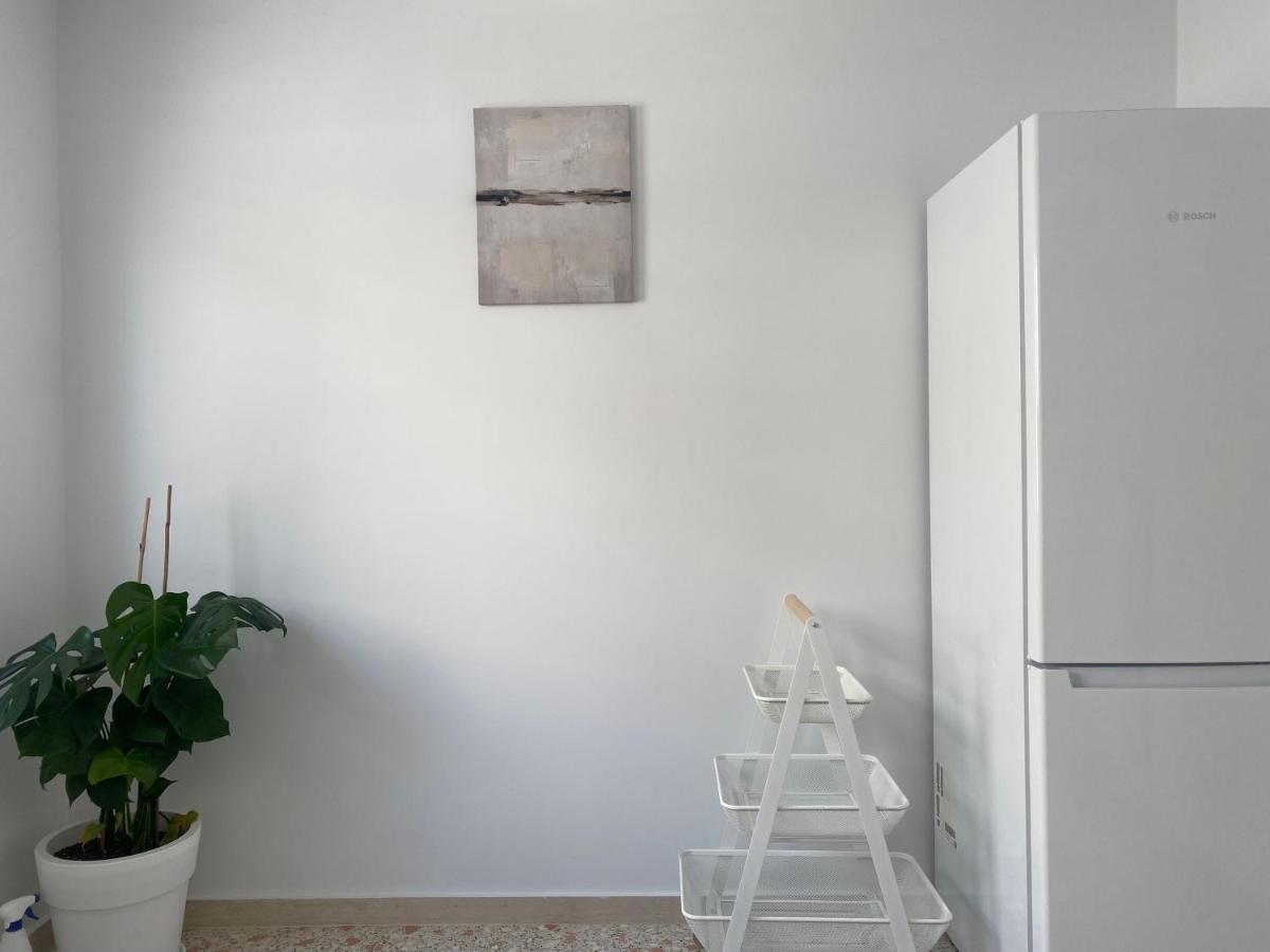 Faliro Comfort Apartment 10 Mins Walking To The Beach เอเธนส์ ภายนอก รูปภาพ
