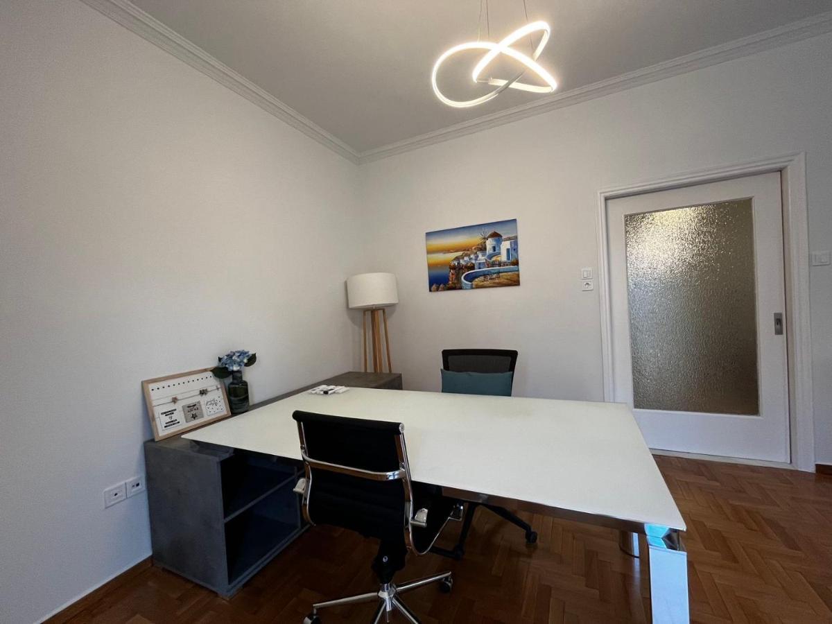 Faliro Comfort Apartment 10 Mins Walking To The Beach เอเธนส์ ภายนอก รูปภาพ